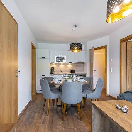 Graceful In Salzburg With Balcony Apartment